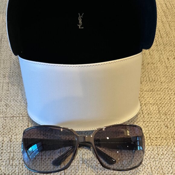 Vintage Yves Saint Laurent Butterfly Sunglasses main image 10